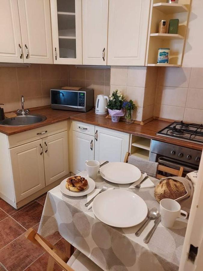 Alfoeldi Palace Apartman Debrecen Eksteriør billede
