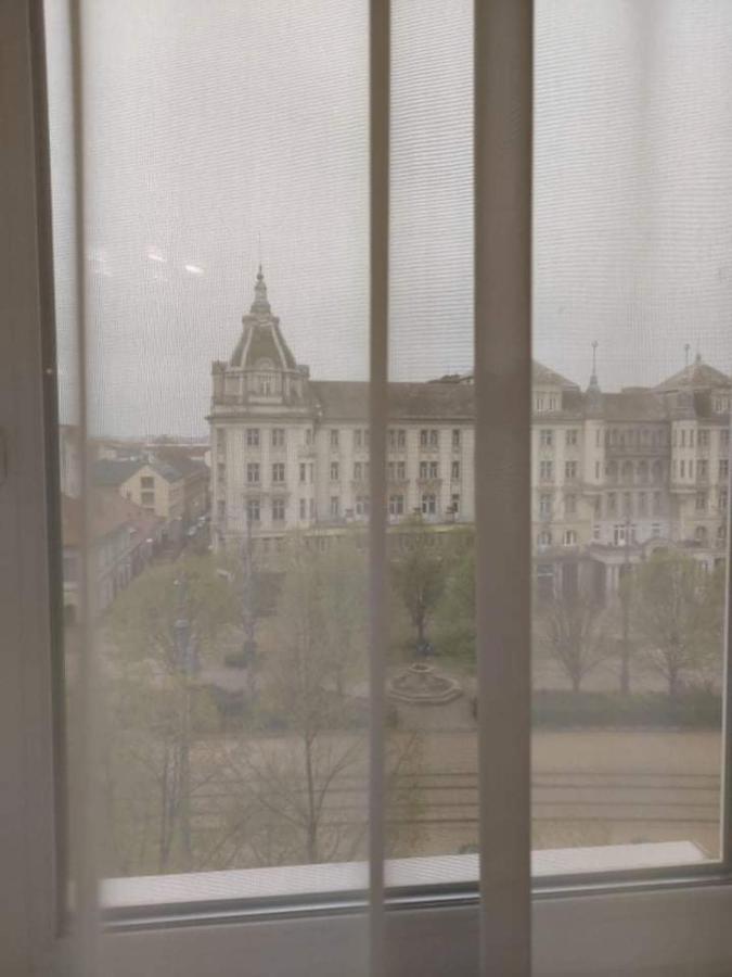 Alfoeldi Palace Apartman Debrecen Eksteriør billede