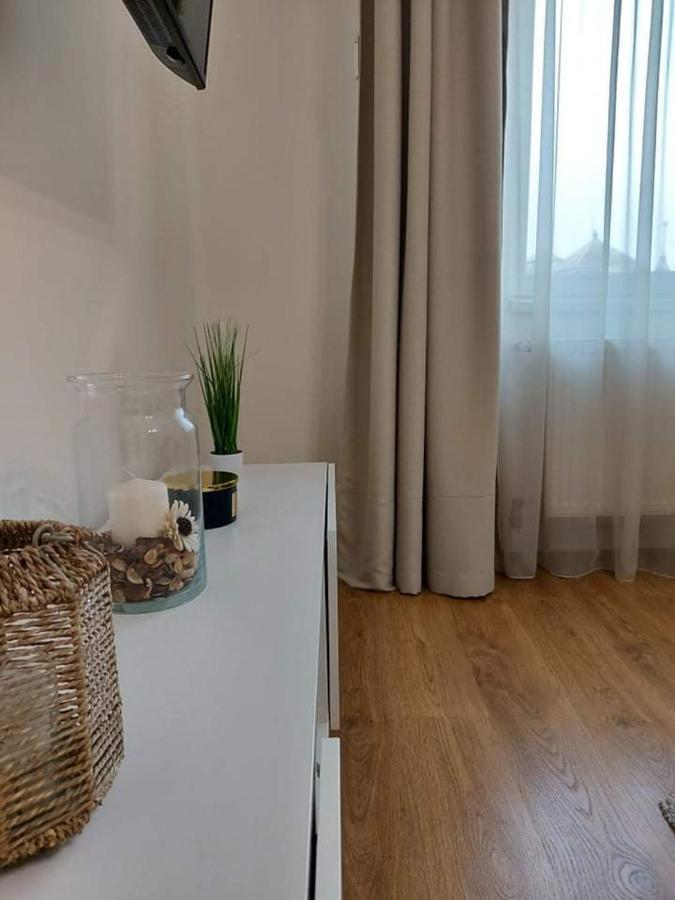 Alfoeldi Palace Apartman Debrecen Eksteriør billede