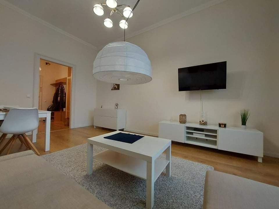 Alfoeldi Palace Apartman Debrecen Eksteriør billede