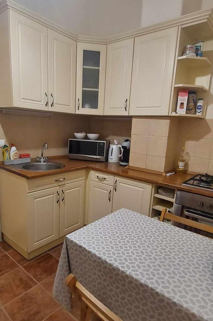 Alfoeldi Palace Apartman Debrecen Eksteriør billede