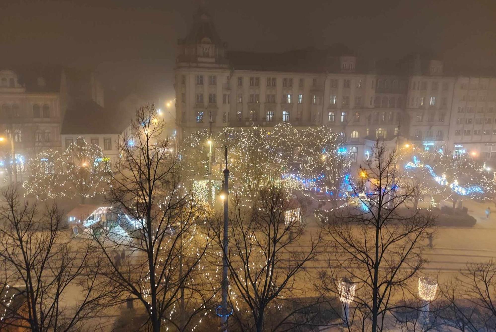 Alfoeldi Palace Apartman Debrecen Eksteriør billede