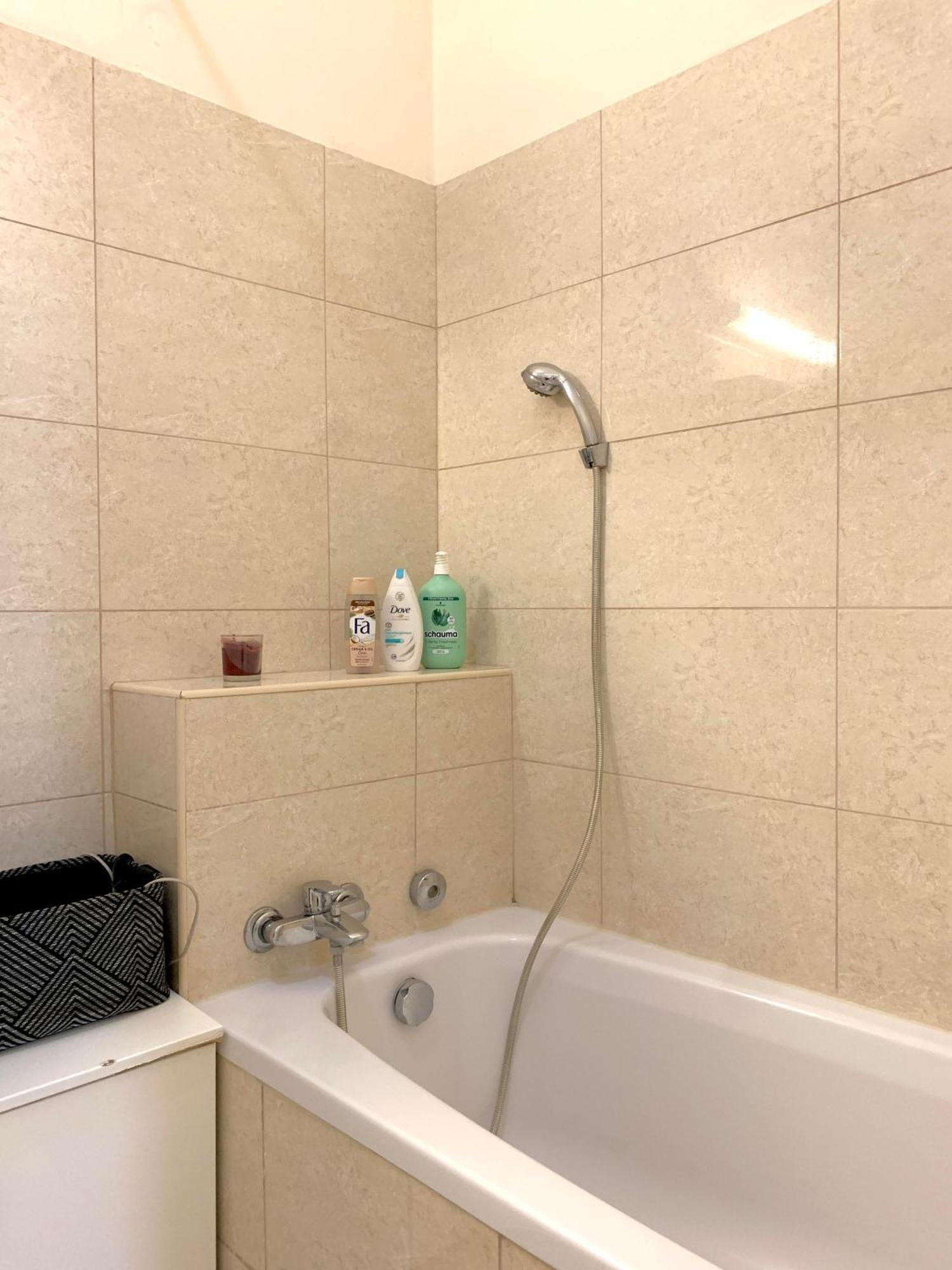 Alfoeldi Palace Apartman Debrecen Eksteriør billede